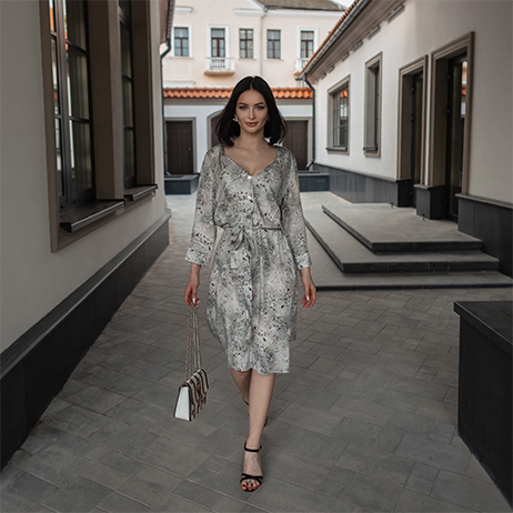 Moonlit Dresses: Styling Magical Midi and Maxi Outfits
